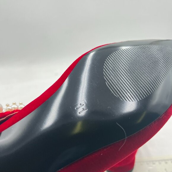 XYD Red Pointed Toe Velvet Flats Pearl Strap Beaded Mary Jane Stylish Retro Shoe - Picture 6 of 8